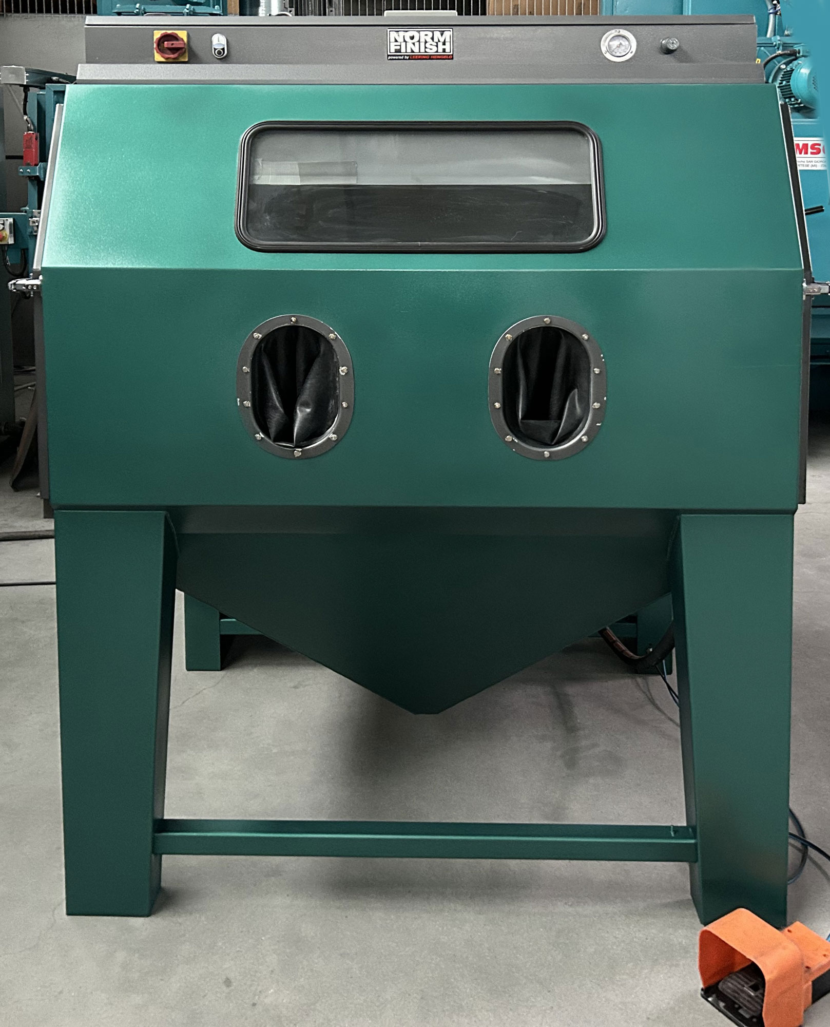 Druckstrahlkabine DP 14  Normfinish Kompakt – Generalüberholt